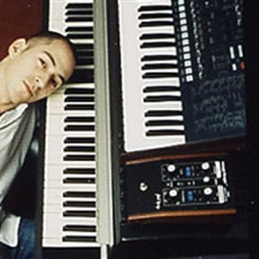 Mark de Clive Lowe