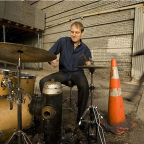 Ari Hoenig