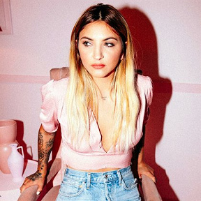 Julia Michaels