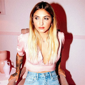Julia Michaels